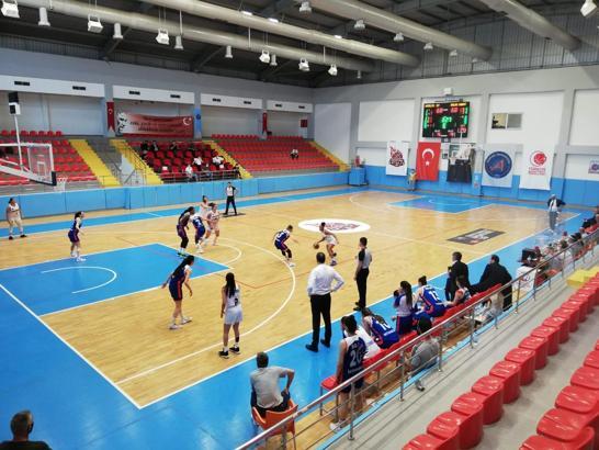 Antalya 07 Basketbol-Emlak Konut maç sonucu: 82-65