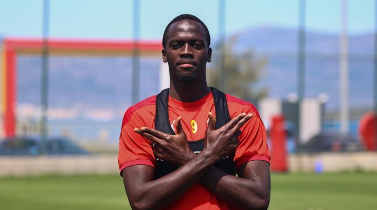 Göztepe'de Cherif Ndiaye belirsizliği