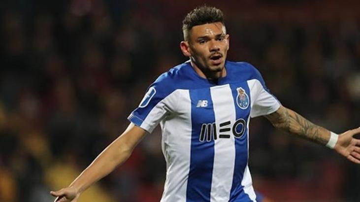 Olympiakos da Tiquinho'yu istiyor