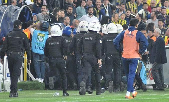 Olaylı Fenerbahçe-Beşiktaş derbisi davasında karar verildi!