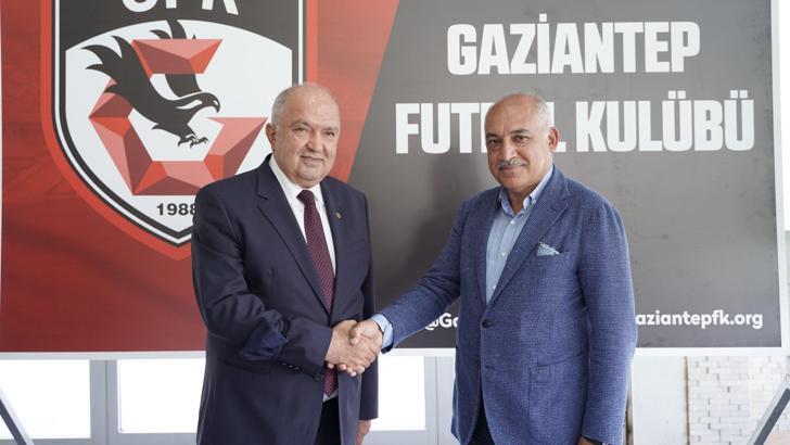 Gaziantep FK başkanlık koltuğu Cevdet Akınal'a emanet