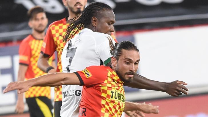 Halil Akbunar ve İrfan Can Eğribayat'a yurt dışından da talipler var