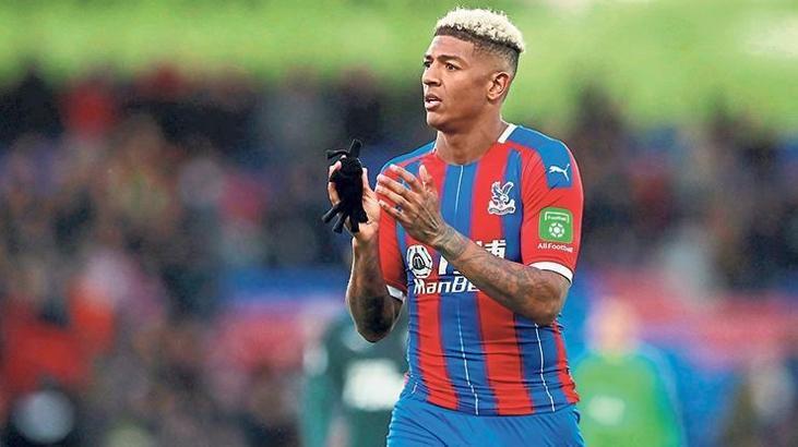 Patrick van Aanholt Galatasaray'ı takibe aldı