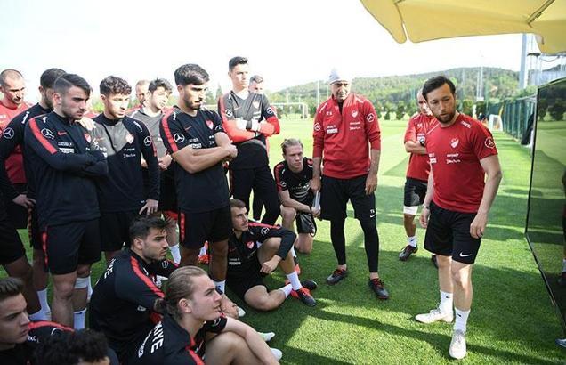 Ümit Milli Futbol Takımı'nda Ukrayna maçı hazırlıkları sürüyor