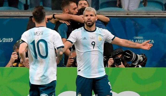 Guardiola açıkladı: Agüero Barcelona'da