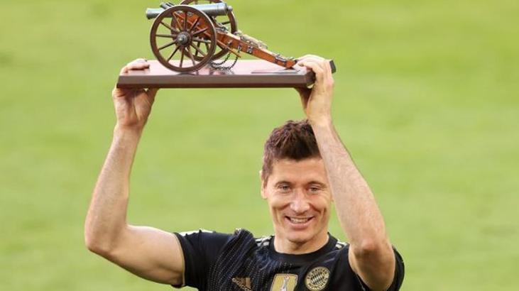 Lewandowski Bundesliga rekorunu kırdı! 41 gol...