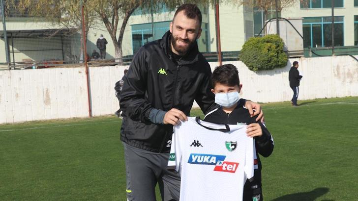 Denizlispor'da Mustafa Yumlu takımdan ayrıldığını duyurdu