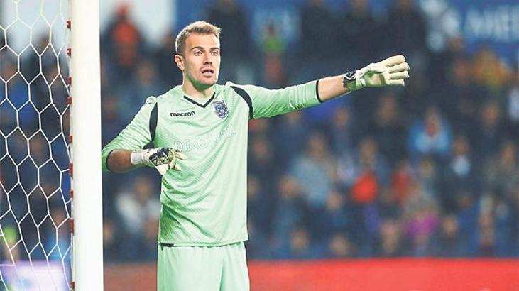 Son dakika! Trabzonspor Mert Günok ile anlaştı!