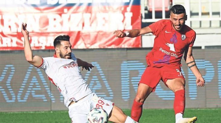 Adana Demir Metehan'ı kapıyor