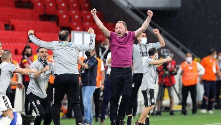 Lig tarihinde bir ilk: 8 yenilgili şampiyon Beşiktaş