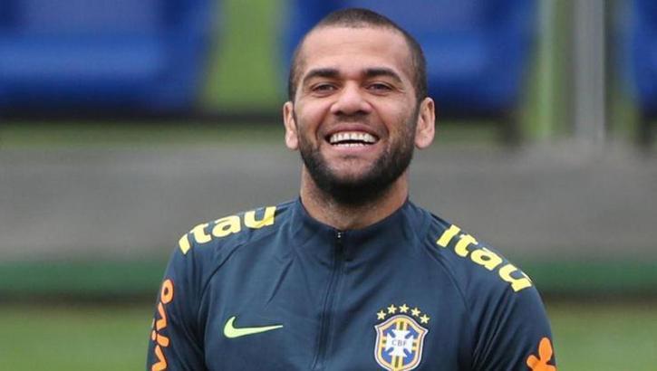 Dani Alves 38 yaşında Brezilya Milli Takımı'nda