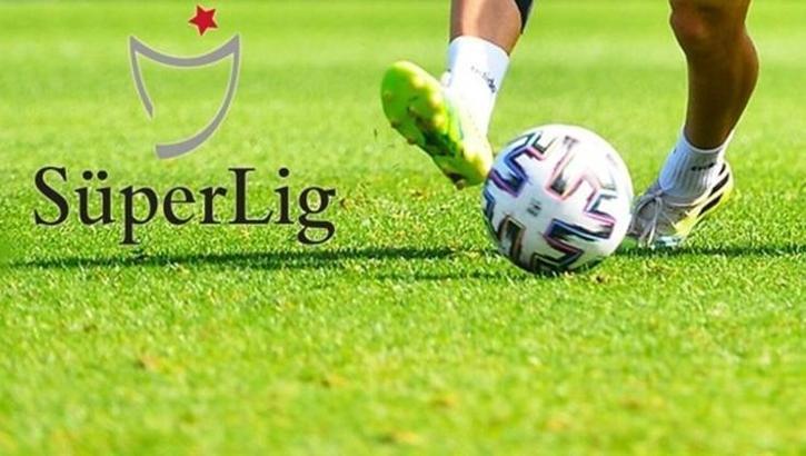 Süper Lig'in 42. hafta maçlarının canlı anlatımı