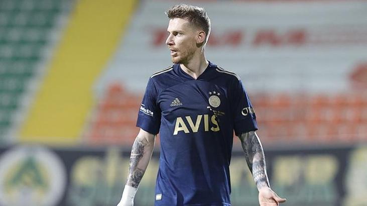 Fenerbahçe'de Serdar Aziz 11'e dönüyor