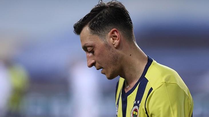 Fenerbahçe'de Mesut Özil şoku!
