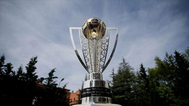 Beşiktaş, Galatasaray ve Fenerbahçe'nin şampiyonluk ihtimalleri...