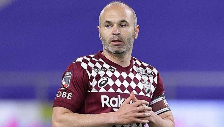 Andres Iniesta Vissel Kobe ile sözleşmesini uzattı