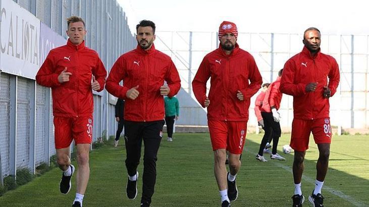 Sivasspor Fenerbahçe maçı hazırlıklarına başladı