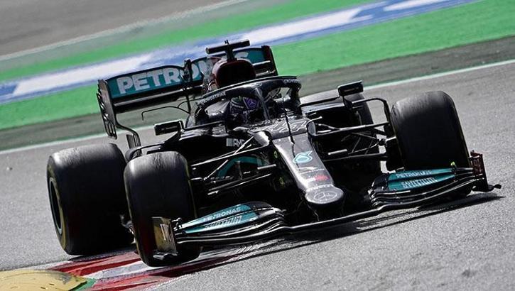 Formula 1'de İspanya GP'sini Hamilton kazandı