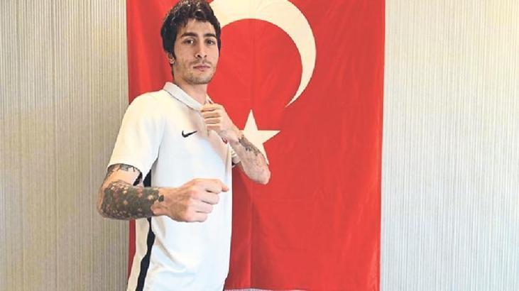 Tekvandoda 5. kota Hakan Reçber'den