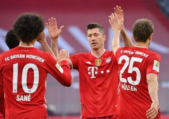 Şampiyon Bayern Münih Mönchengladbach'ı gole boğdu: 6-0