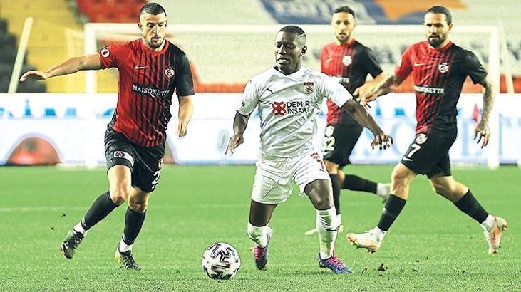 Ya Sivasspor ya Başakşehir!