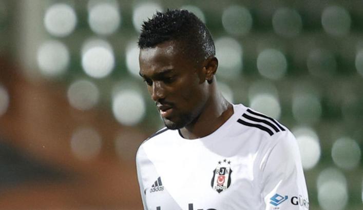 Son dakika | Beşiktaş'ta Mensah şoku! Derbi kadrosundan çıkarıldı