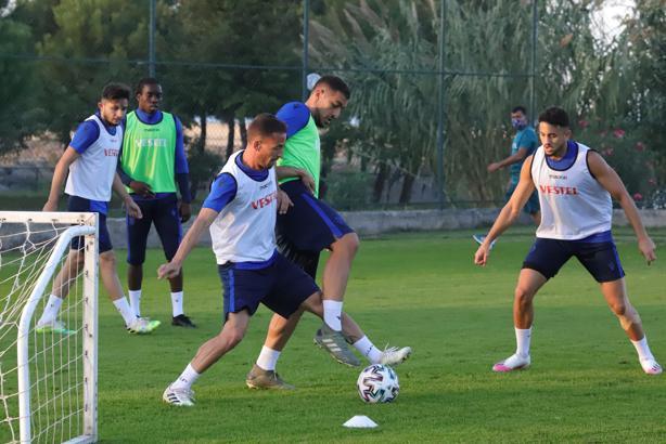 Trabzonspor'da Kasımpaşa maçı hazırlıkları başladı