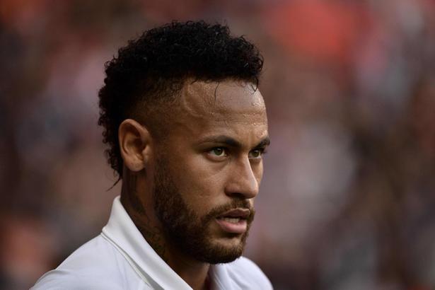 Neymar, yuhalandığı maçta PSG'yi galibiyete taşıdı