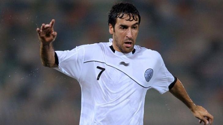 Raul ilk maçında golünü attı