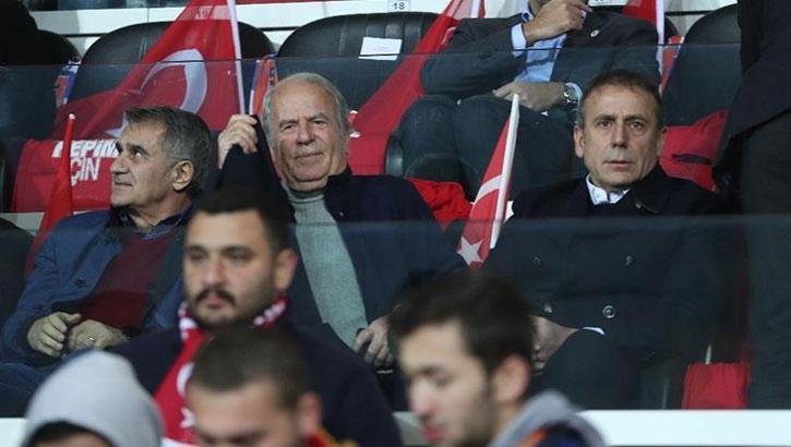 SON DAKİKA! Trabzonspor'da Abdullah Avcı gelişmesi! Son görüşme yapılacak