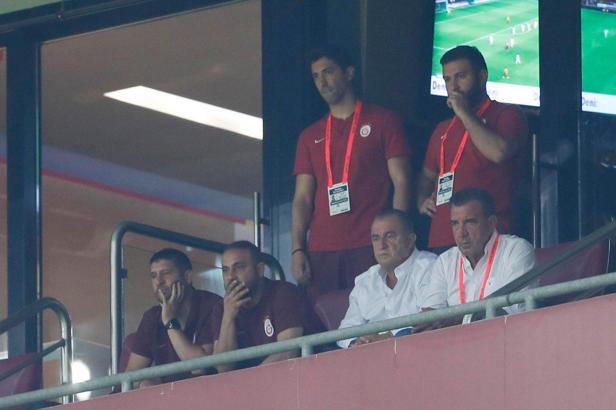 Fatih Terim Kasımpaşa maçını locadan takip etti