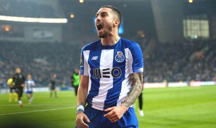 Galatasaray'a Telles piyangosu! Chelsea ve PSG...