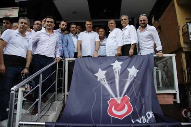 Beşiktaş Başkanı Fikret Orman, Hatay'da taraftarlarla buluştu