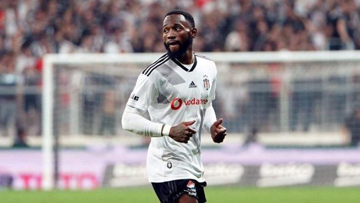 Kévin N'Koudou hız kesmeden çalışıyor! İşte göz dolduran şutlar...