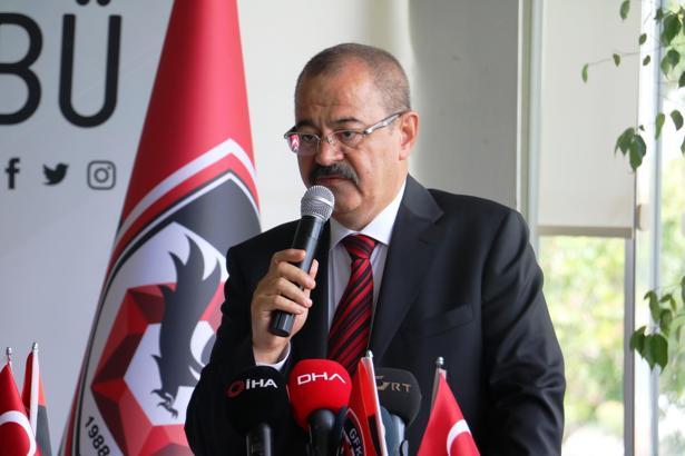 Adil Sani Konukoğlu: Görevimi başararak devretmenin gururunu yaşıyorum
