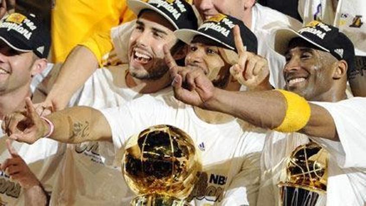 Şampiyon Lakers! 83-79