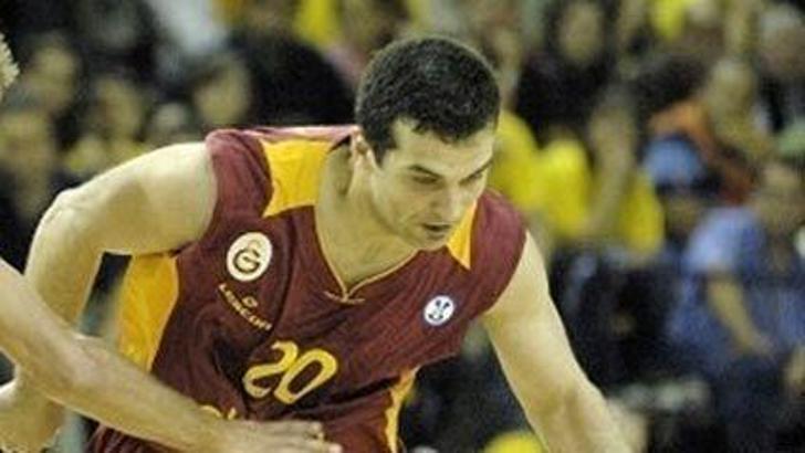 Cüneyt Erden Beşiktaş'ta