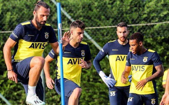 Fenerbahçe'de Alanyaspor maçı hazırlıkları sürüyor