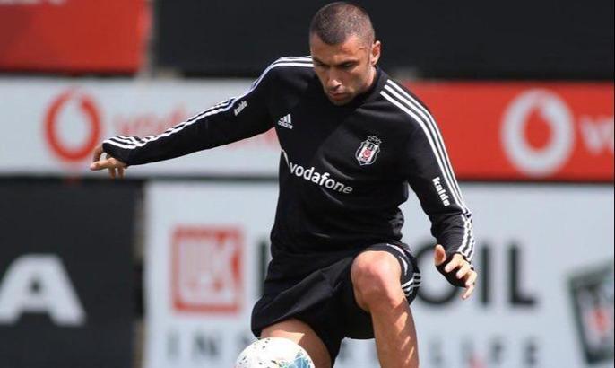 Beşiktaş'ta son dakika: Burak Yılmaz takımdana ayrı çalıştı