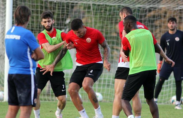 Antalyaspor'da 5 eksik var