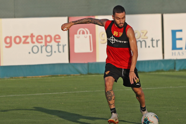 Göztepe'de Çaykur Rizespor mesaisi sürüyor