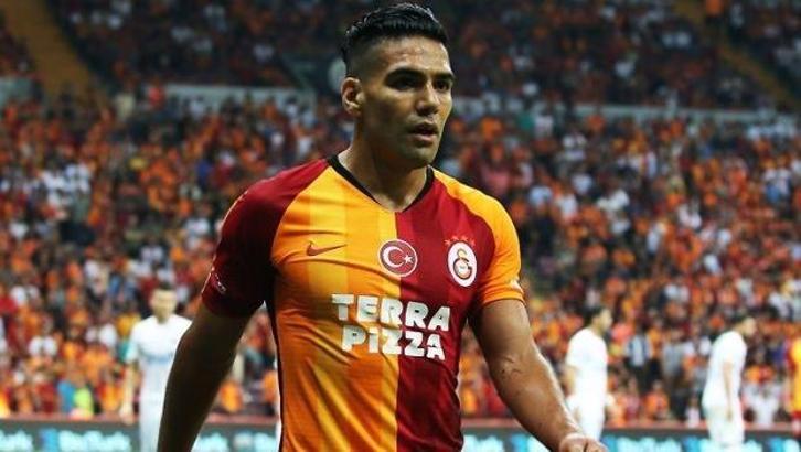 Galatasaray'da Radamel Falcao gerçeği ve forma satışı!