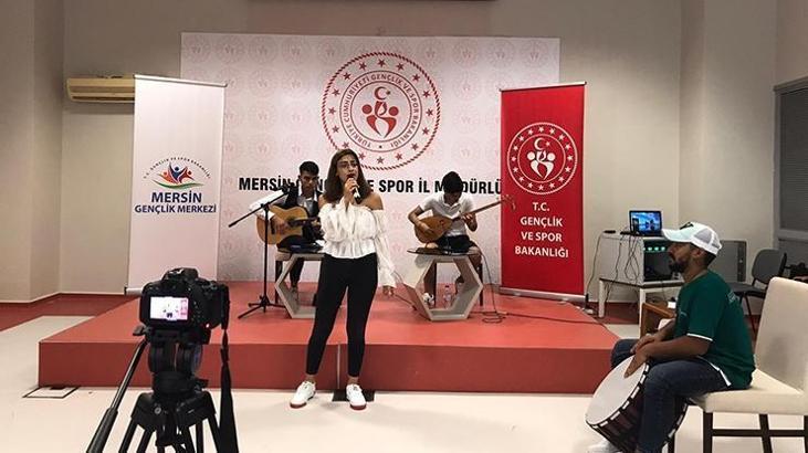 Spor Bakanı Kasapoğlu: 'Gençlere yol gösterebilmek çok önemli'