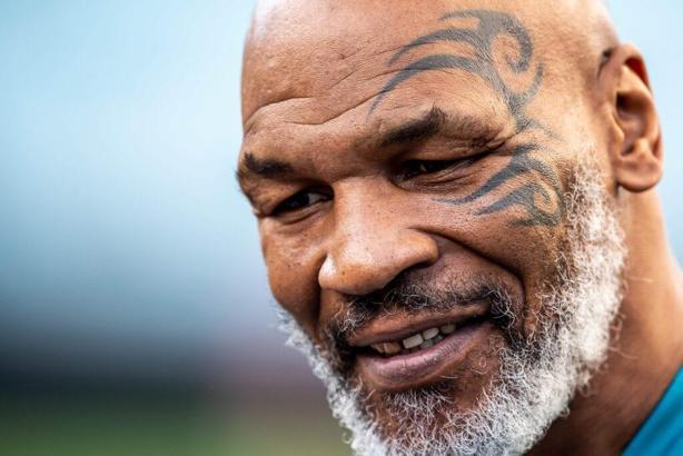 Mike Tyson'ın antrenörü Nelson Cuevas corona virüsüne yenildi