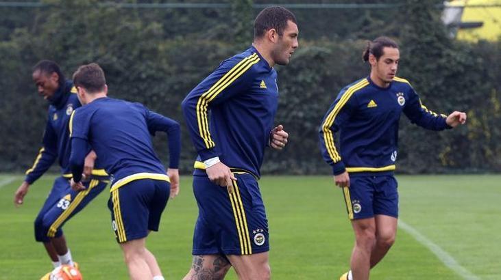 Fenerbahçe'de Osmanlıspor maçı hazırlıkları sürdü