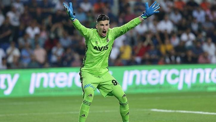 Fenerbahçe'nin kalesi emin ellerde: Altay Bayındır