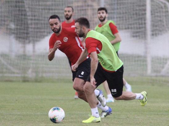 Antalyaspor'da Kayserispor maçı hazırlıkları sürüyor