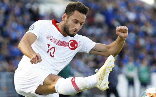 Hakan Çalhanoğlu: Kalitem de ortada, bunu kaç kere ispatladım