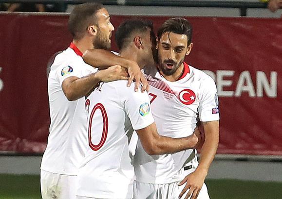 İrfan Can Kahveci: Galip gelmesini bildik, 3 puanı aldık