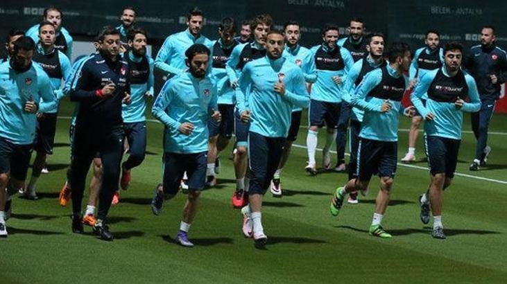 A Milli Futbol Takımı hazırlıklarını sürdürdü